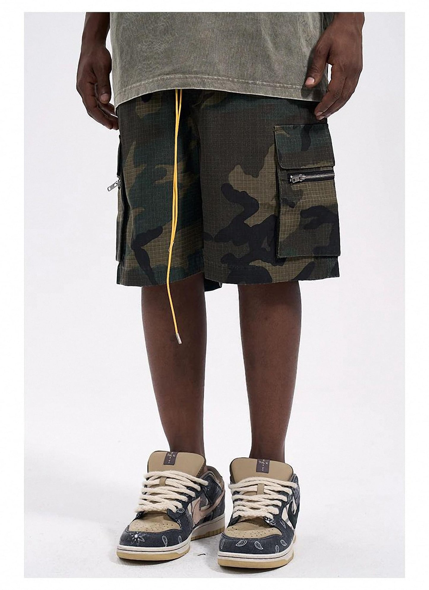 Dawery Men Camouflage Loose Cargo Shorts Drawstring Elastic Waist Three-Dimensional Versatile Multi-Pocket Military Outdoor